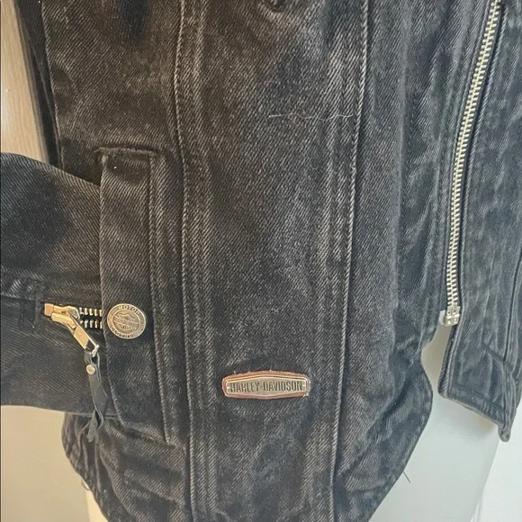 Harley Davidson Black Jean Denim Jacket With Silver Embroidered Wings size S - Picture 6 of 10